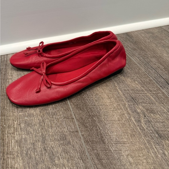 Sam & Libby Red Leather Ballet Flats - Picture 2 of 8